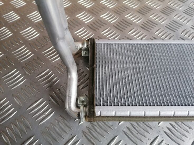 Apsildes sistēmas radiators priekš DODGE JOURNEY 2008