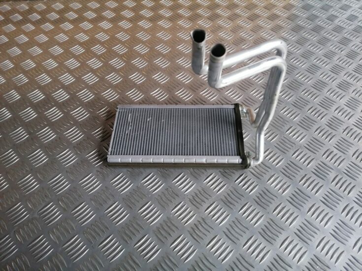Apsildes sistēmas radiators priekš DODGE JOURNEY 2008