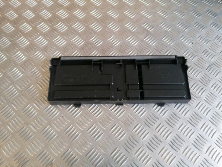 Mērinstrumentu paneļa iekšējā plastmasa priekš SUBARU LEGACY 2011
