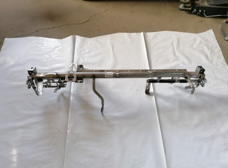 Mērinstrumentu paneļa pastiprinātājs priekš BMW 1 E87 2009 WHITE