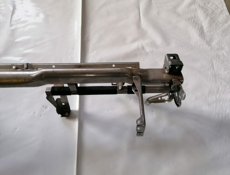 Mērinstrumentu paneļa pastiprinātājs priekš BMW 1 E87 2009 WHITE