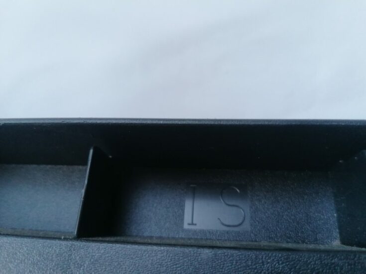 Bagāžnieka nodalījuma plastmasa priekš LEXUS IS250 2007