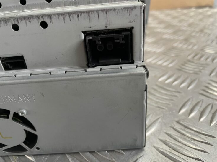 CD/DVD/Navigācijas bloks priekš MERCEDES BENZ CLS 320 2005