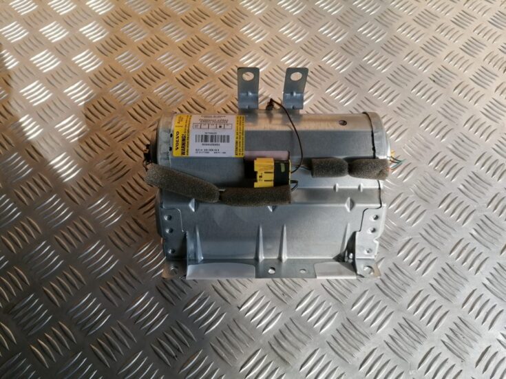 Mērinstrumentu paneļa drošības spilvens priekš VOLVO C30 2008 TURQUOISE