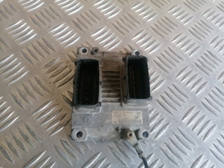 Dzinēja vadības bloks priekš OPEL ASTRA H 2005