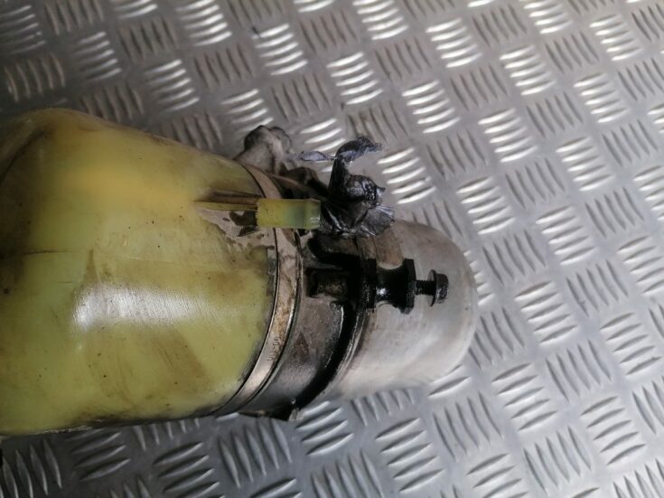 Hidrauliskais pastiprinātājs priekš OPEL ASTRA H 2005