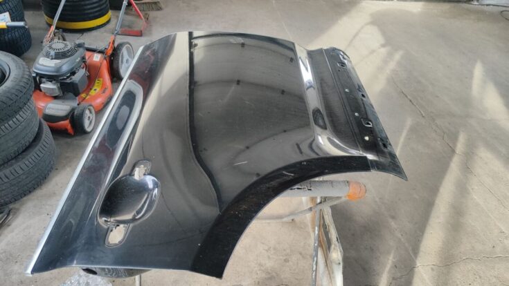 Aizmugurējās labās durvis priekš VW TOUAREG 2007