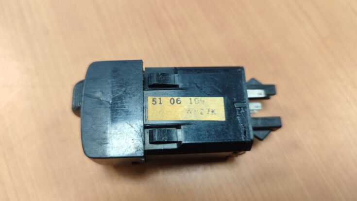Lukturu augstuma regulēšanas poga priekš SAAB 9-5 1999