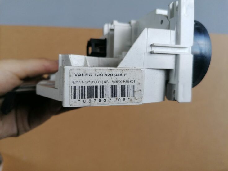 Klimata kontroles bloks priekš VW GOLF IV 1999