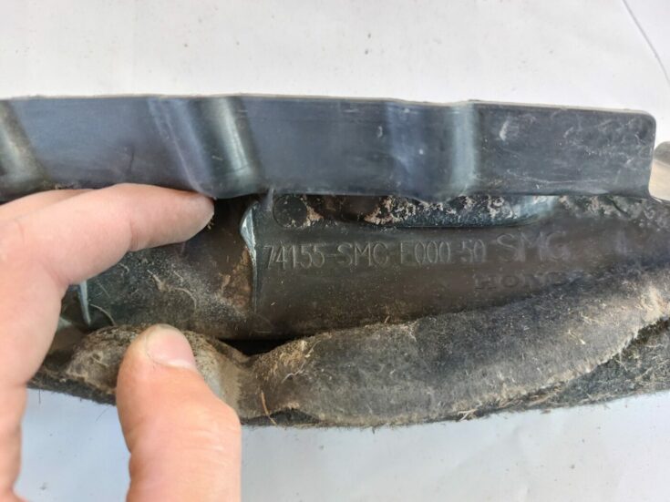 Spārna un bufera stiprinājums priekš HONDA CIVIC 2006