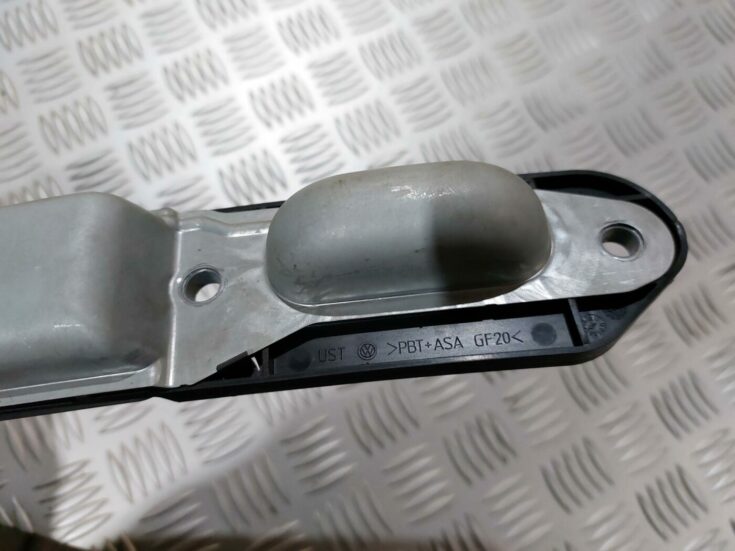 Numura zīmes gaismas uzlika komplektā priekš VW JETTA 2008
