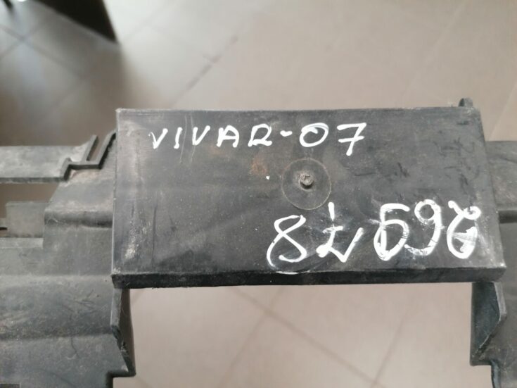 Radiatoru augšēja uzlika priekš OPEL VIVARO/RENAULT TRAFFIC 2007-2014