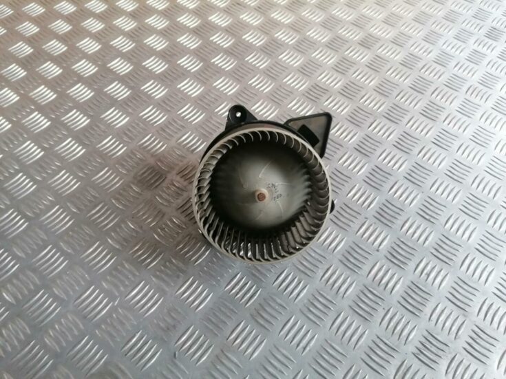 Salona ventilators priekš CHRYSLER SEBRING 2006