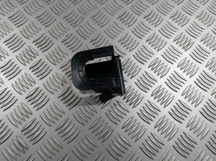 Aizmugurēja sēdekļa atzveltnes plastmasas uzlika priekš RENAULT LAGUNA 2011