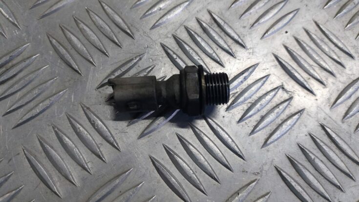Eļļas spiediena regulēšanas devējs priekš VOLVO S40 2004 Black