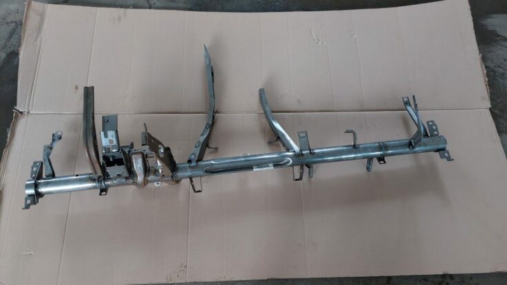 Mērinstrumentu paneļa pastiprinātājs priekš MITSUBISHI COLT 2007