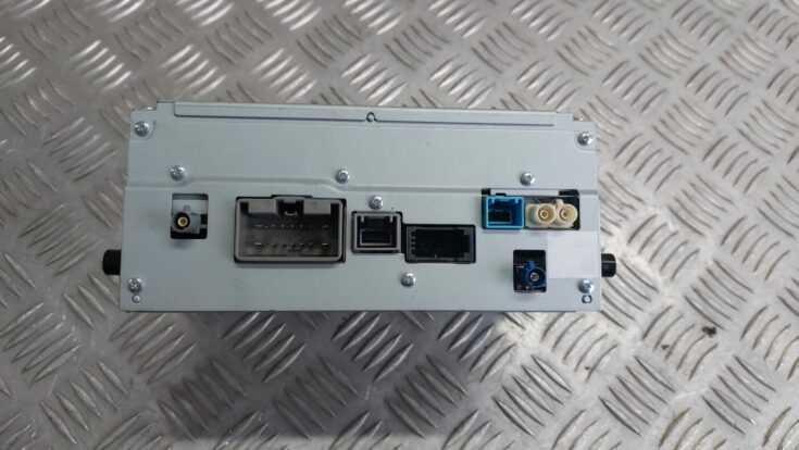 CD/DVD/Navigācijas bloks priekš VOLVO V60 2012