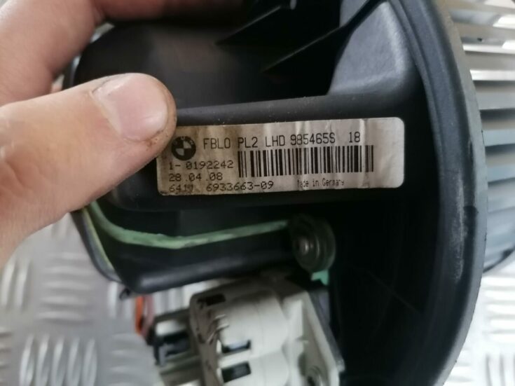 Salona ventilators priekš BMW 123 E87 2008 BLACK