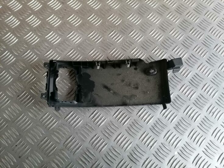 Gaismas slēdža apdare (uz paneļa) priekš BMW 123 E87 2008 BLACK