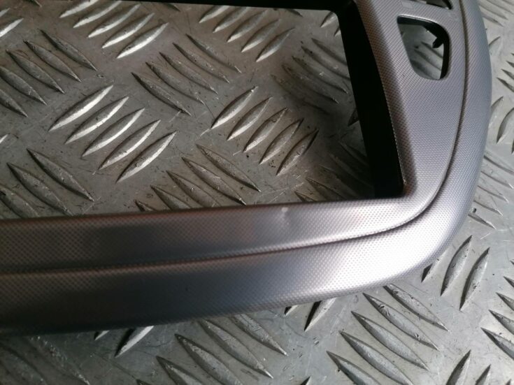 Automašīnas radio dekoratīva uzlika priekš PEUGEOT 607 2010