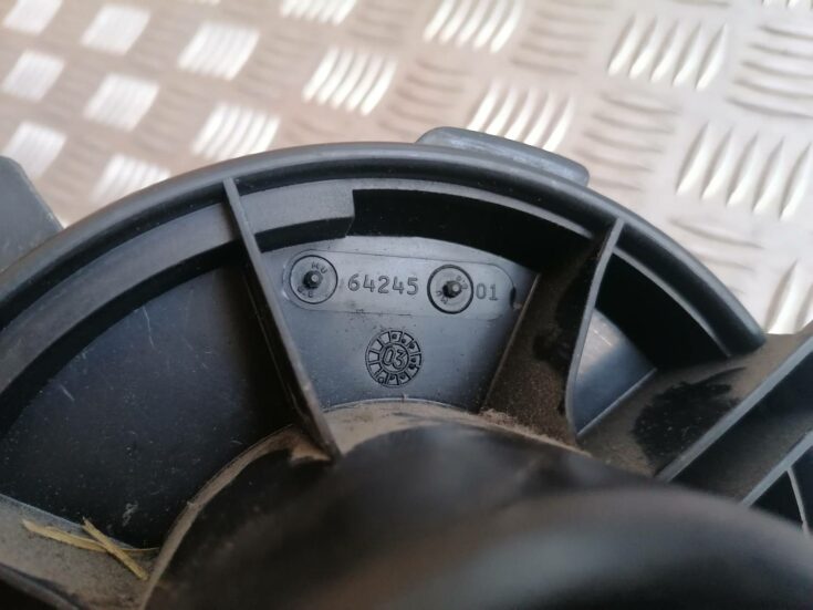Salona ventilators priekš XSARA PICASSO 2003