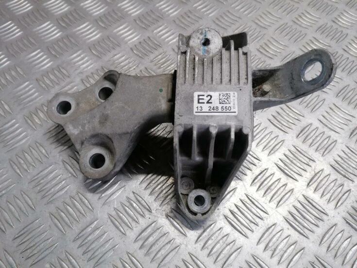 Dzinēja spilvens priekš OPEL ASTRA J 2012