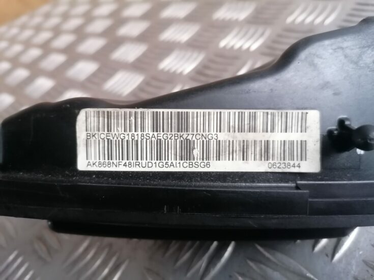 Trokšņa slāpetājs priekš MERCEDES BENZ ML280 2008 OBSIDIAN BLACK