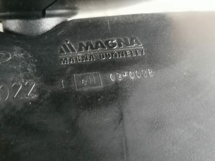 Salona atpakaļskata spogulis priekš VOLVO V70 2009