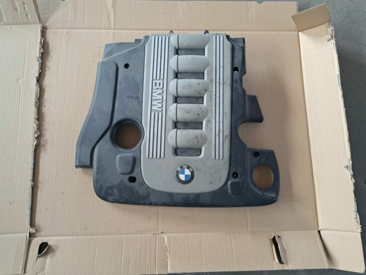 Dzinēja dekoratīvais vāks priekš BMW 525 E60 2004 BLACK