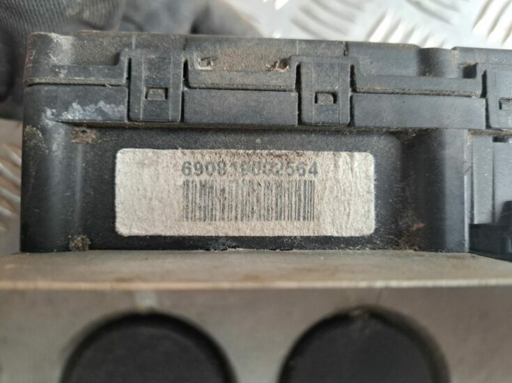 ABS bloks priekš VW GOLF IV 1999