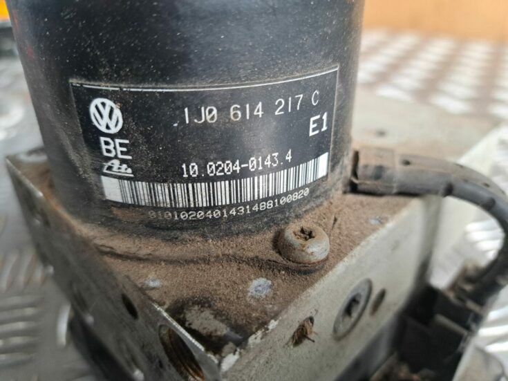 ABS bloks priekš VW GOLF IV 1999