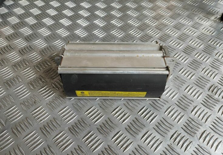 Mērinstrumentu paneļa drošības spilvens priekš VW GOLF IV 1999