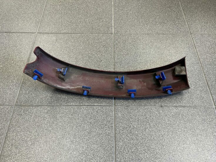 Priekšēja bufera uzlika priekš TOYOTA RAV 4 2006