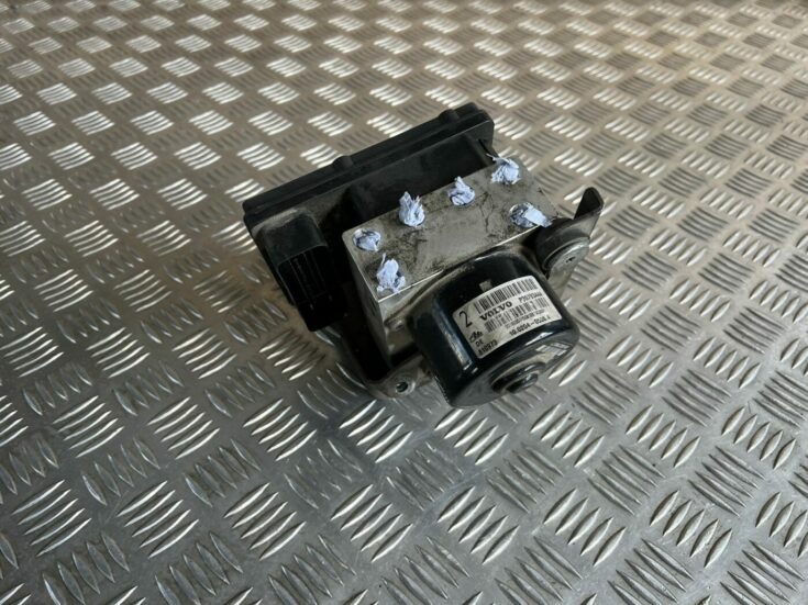 ABS bloks priekš VOLVO S60 2007