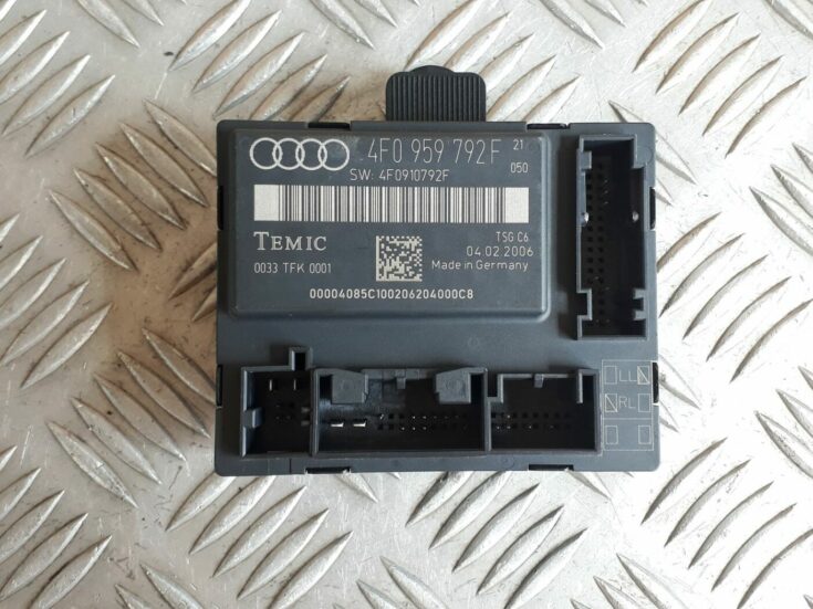 Priekšējo labo durvju vadības bloks priekš AUDI A6 AVANT 2006