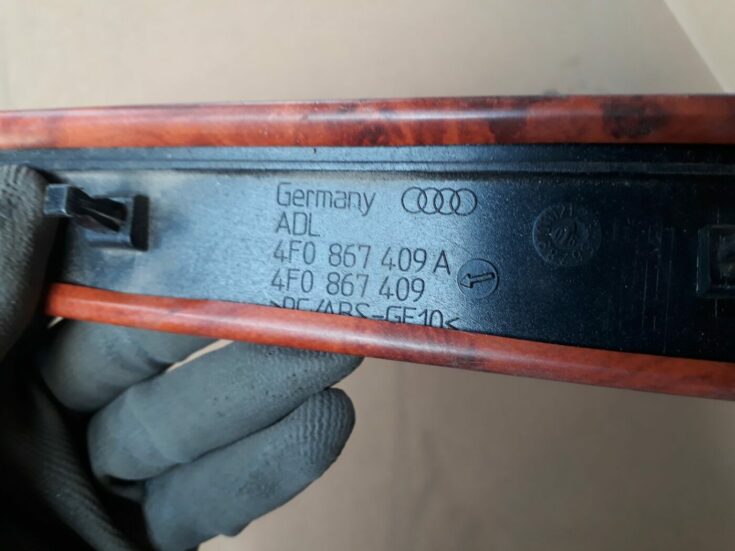 Durvju apdares uzlika priekš AUDI A6 AVANT 2006
