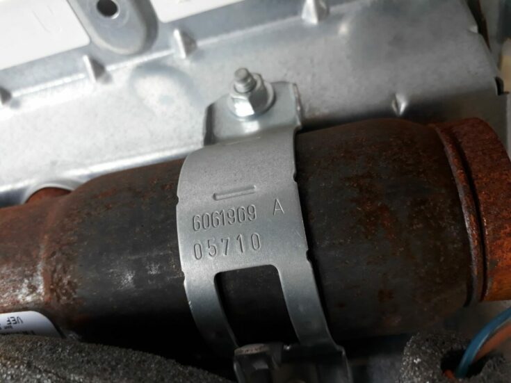 Mērinstrumentu paneļa drošības spilvens priekš VOLVO V70 2010