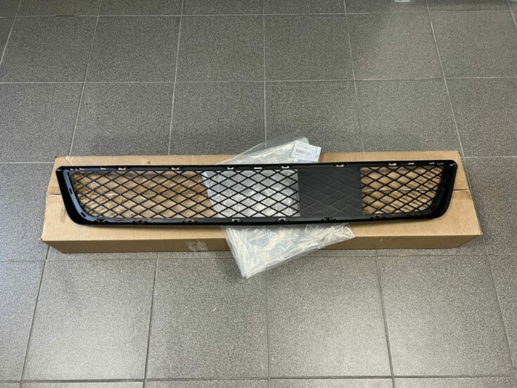 Bufera reste priekš BMW X5 (E70) 2008-2013