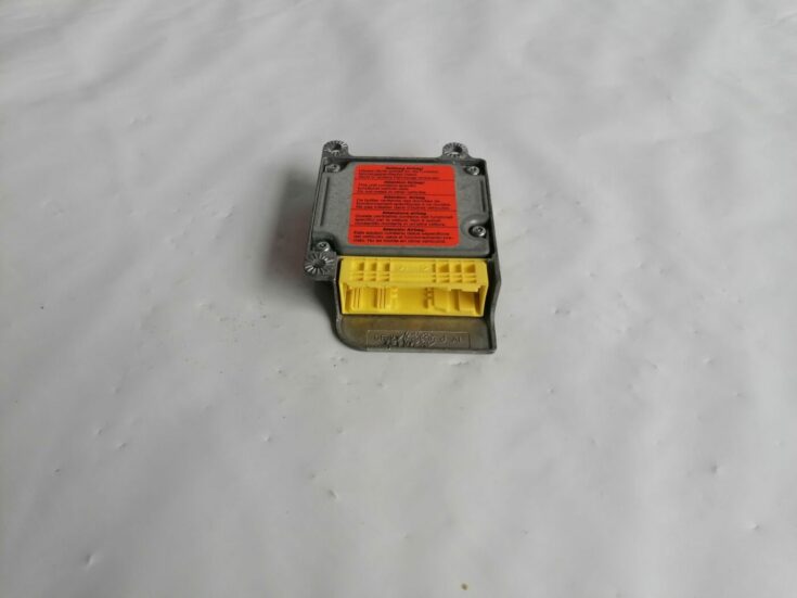 Drošības spilvena vadības bloks priekš VW NEW BEETLE 2001