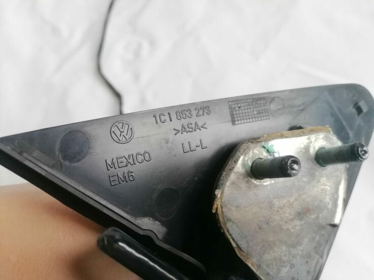 Ārējais spogulis, pa kreisi priekš VW NEW BEETLE 2001