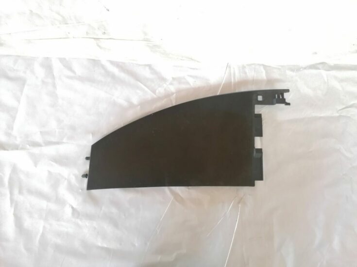 Salona plastmasa priekš VW NEW BEETLE 2001