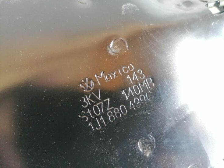 Mērinstrumentu paneļa iekšējā plastmasa priekš AUDI A4 2001 SEDAN