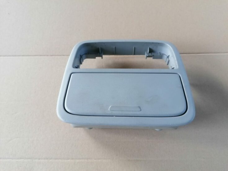 Briļļu uzglabāšanas nodalījums priekš HONDA ACCORD 2003 SILVER