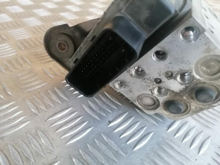 ABS bloks priekš OPEL VECTRA C 2002