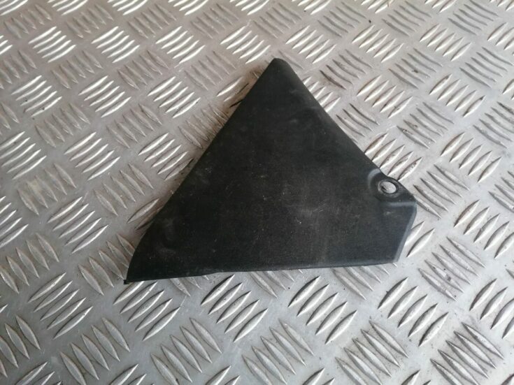 Mērinstrumentu paneļa sānu apdare priekš HONDA ACCORD 2008
