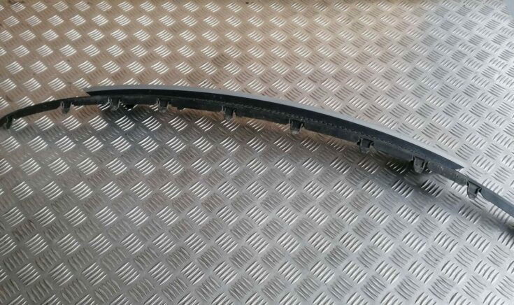 Bufera reste priekš BMW 1 E87 2007 GRAPHITE