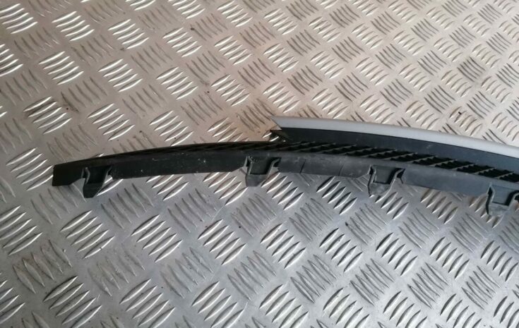 Bufera reste priekš BMW 1 E87 2007 GRAPHITE