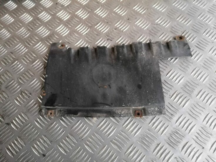 Aizmugurēja bufera aizsargs priekš BMW 1 E87 2007 GRAPHITE