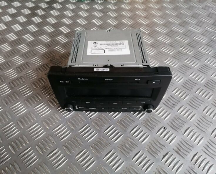 CD/DVD/Navigācijas bloks priekš SKODA OCTAVIA 2012