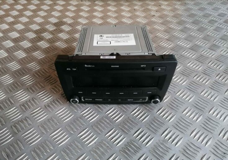 CD/DVD/Navigācijas bloks priekš SKODA OCTAVIA 2012